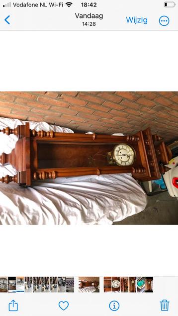 Grote Regulateur Klok met Gewichten in topstaat beschikbaar voor biedingen