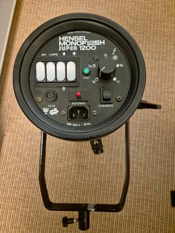 HENSEL Studioset beschikbaar voor biedingen