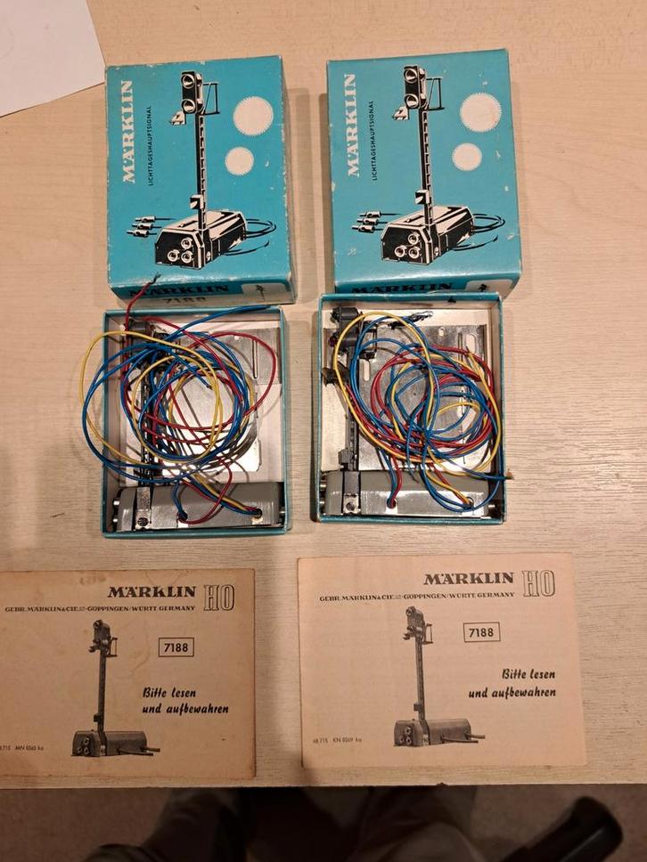 Märklin 7188 Lichtseinen - Set van 2!, Hobby en Vrije tijd, Modeltreinen | H0, Zo goed als nieuw, Overige typen, Gelijkstroom of Wisselstroom