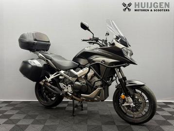 HONDA VFR 800 X CROSSRUNNER ABS	 v4 (bj 2016) beschikbaar voor biedingen