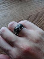 IXXXI 17.5, Sieraden, Tassen en Uiterlijk, Ringen, Ophalen, IJzer of Staal, Zo goed als nieuw, 17 tot 18