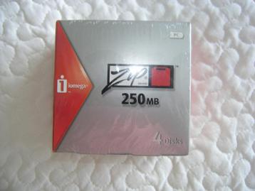 Iomega Zip 250MB Disk 4-Pack (nieuw) beschikbaar voor biedingen