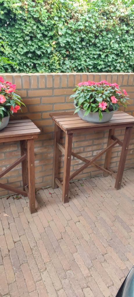 Oppottafel sidetable tuintafel hardhout 2 stuks, Tuin en Terras, Tuintafels, Zo goed als nieuw, Rechthoekig, Hout, Ophalen