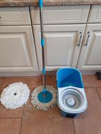 Nieuwe Emmer met Wringer en 2 Moppen, Ophalen of Verzenden, Dweilemmer, -bak, of -wagen