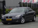 BMW 5-serie 520i Business Line 2008 NAP/NAVI/PDC/APK 03-2026, Parkeersensor, 4 cilinders, 1435 kg, Origineel Nederlands