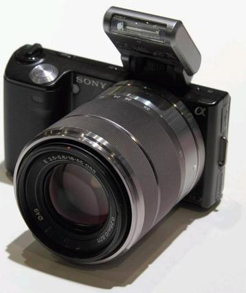 Sony NEX-5 body zilver + 18-55mm F/3.5-5.6 OSS beschikbaar voor biedingen