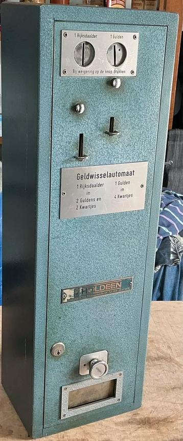 Oude geldwisselutomaat HOLDEEN uit gulden tijdperk beschikbaar voor biedingen