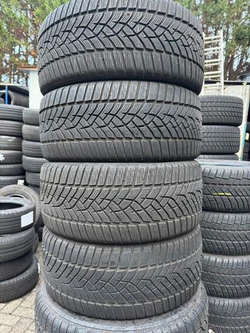 Set goodyear winterbanden 235/40/18, 235-40-18, 235 40 18 beschikbaar voor biedingen