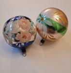 2 oude kerstballen met bloemetjes 7 cm, vintage, Antiek en Kunst, Ophalen of Verzenden