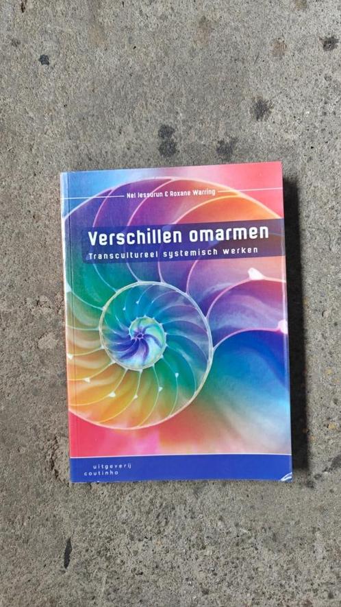 Verschillen omarmen - Jessurun en Warring, Boeken, Studieboeken en Cursussen, Zo goed als nieuw, HBO, Ophalen of Verzenden