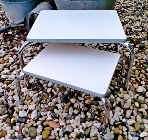 Set Jaren 50/60 Tafels / Nesttafeltjes / Bijzettafeltjes, Huis en Inrichting, Tafels | Bijzettafels, Zo goed als nieuw, Hout, Ophalen of Verzenden