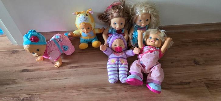V Tech Poppen, Kinderen en Baby's, Speelgoed | Poppen, Zo goed als nieuw, Babypop, Ophalen of Verzenden