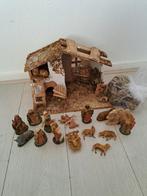 Kerststal, hout incl. 15 kerststal beelden, Ophalen of Verzenden, Zo goed als nieuw