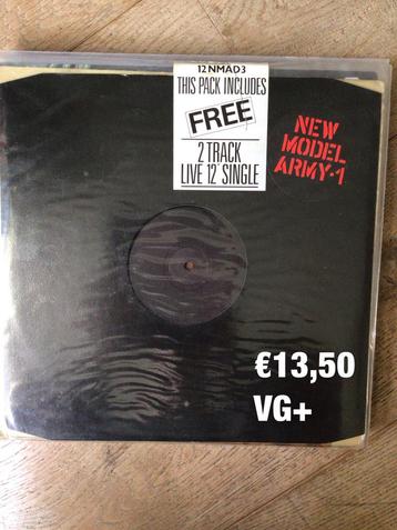 New model Army-2 track live no. 1 beschikbaar voor biedingen