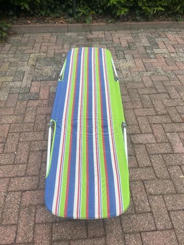 Strandbed / stretcher beschikbaar voor biedingen