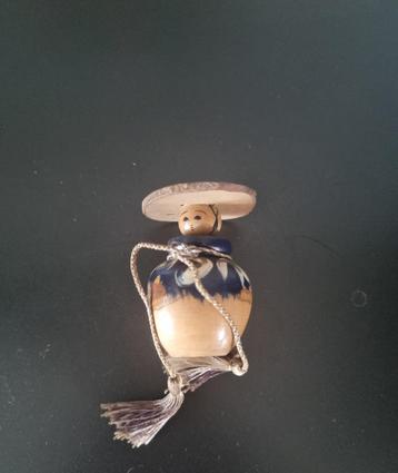 Leuke Sosaku Kokeshi beschikbaar voor biedingen