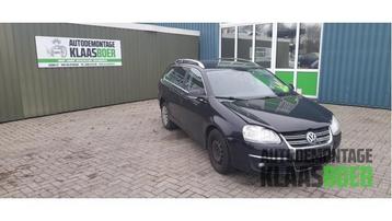 Koplamp rechts van een Volkswagen Golf beschikbaar voor biedingen