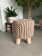 Gebreide poef / krukje, Ophalen, Hout, Minder dan 50 cm, Rond