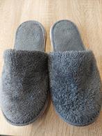 Optidee pantoffels maat 42, Ophalen of Verzenden, Zo goed als nieuw, Pantoffels of Sloffen, Grijs