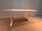 Ikea Bekant Bureau 140x60, Ophalen, In hoogte verstelbaar, Gebruikt, Bureau