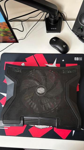 CoolerMaster laptop gaming cooler beschikbaar voor biedingen