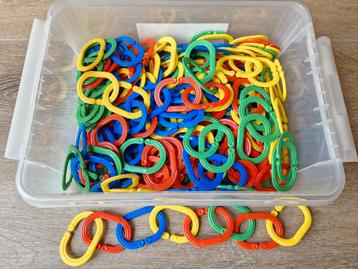 Educo schakelringen (schoon)  beschikbaar voor biedingen