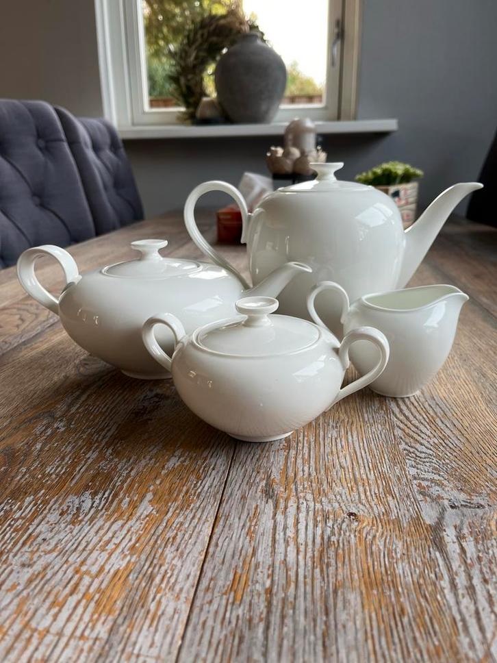 Villeroy & Boch Anmut Servies - Zo Goed Als Nieuw!, Huis en Inrichting, Keuken | Servies, Zo goed als nieuw, Compleet servies