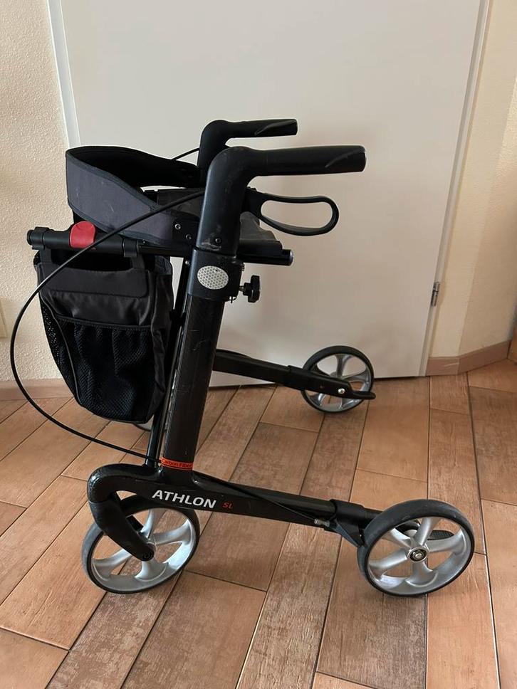 Super lichte Rollator Athlon SL van Carbon - slechts 5,5 kg, Diversen, Rollators, Zo goed als nieuw, Ophalen of Verzenden