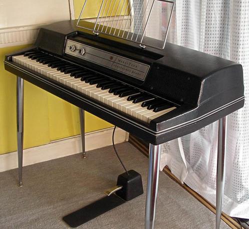 GEZOCHT: Würlitzer Electrische Piano om op te knappen, Muziek en Instrumenten, Synthesizers, Gebruikt, Overige merken, Ophalen