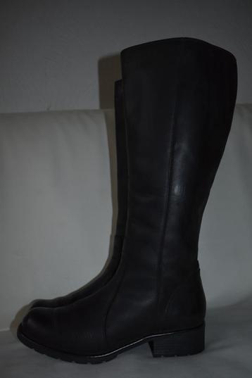 CLARKS maat 40 UK 7 D gevoerde laarzen met rits ZGAN  beschikbaar voor biedingen