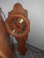 Blank eiken klok Jeka, Ophalen, Gebruikt, Analoog, Wandklok