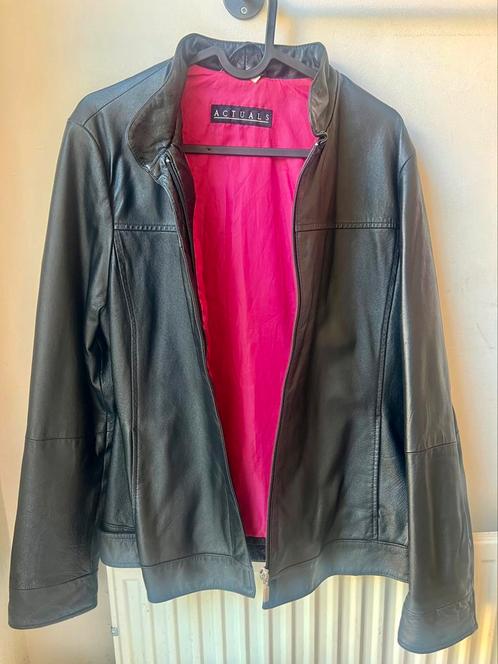 Leren damesjack, zwart met roze voering, maat 36/38, Kleding | Dames, Jassen | Zomer, Zo goed als nieuw, Maat 36 (S), Zwart, Ophalen of Verzenden