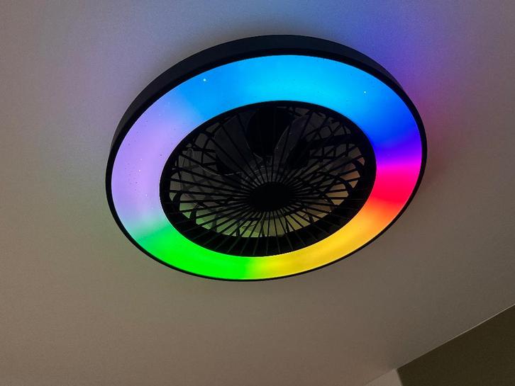 Brilliant plafondventilator lamp Mazzaro zwart RGB 40W, Huis en Inrichting, Lampen | Plafondlampen, Zo goed als nieuw, Ophalen of Verzenden