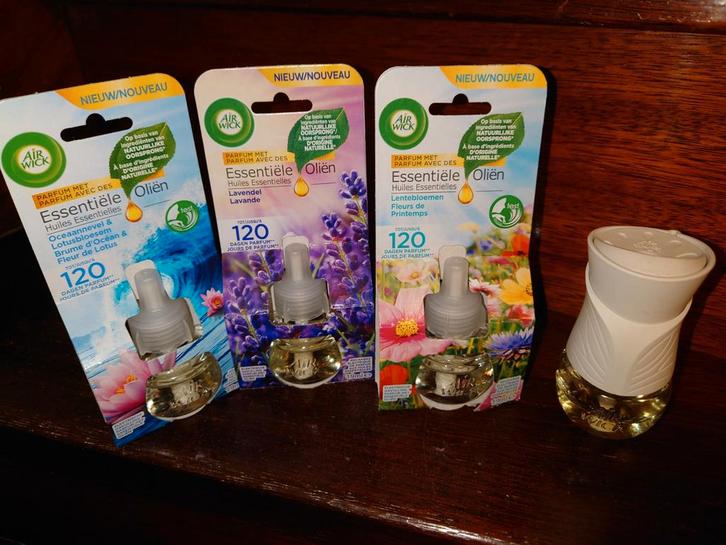 Air Wick Geurverspreider met navullingen, Huis en Inrichting, Woonaccessoires | Kandelaars en Kaarsen, Nieuw, Overige materialen