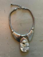 Vintage design moderne zilverkleurige ketting halfedelsteen, Verstelbaar, Ophalen of Verzenden, Zo goed als nieuw, Steen of Mineraal
