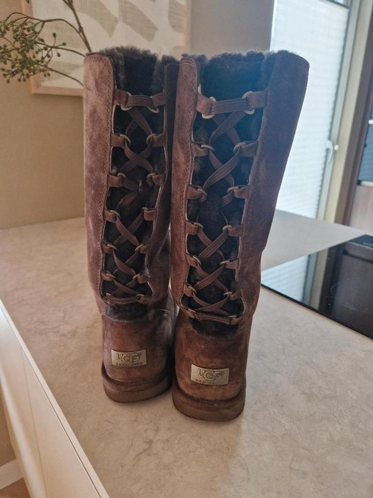 Snowboots- limited edition uggs laarzen, Kleding | Dames, Schoenen, Gedragen, Snowboots, Bruin, Ophalen