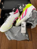 voetbalschoenen adidas predator ijzeren noppen, Sport en Fitness, Voetbal, Maat XS of kleiner, Ophalen of Verzenden, Nieuw, Schoenen