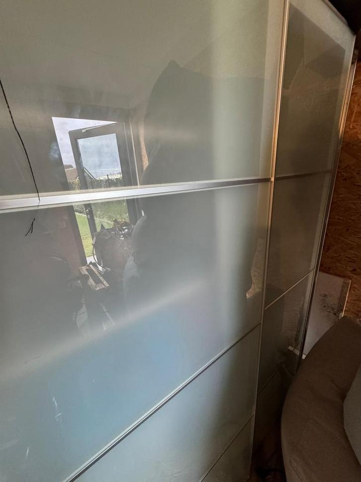 Ikea Schuifdeuren + Gratis Kast (Kwaliteit Mwah), Huis en Inrichting, Kasten | Kledingkasten, Gebruikt, 200 cm of meer, 150 tot 200 cm
