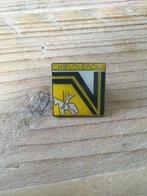Voetbal pin / speldje Chievo Verona, Ophalen of Verzenden, Zo goed als nieuw, Sport