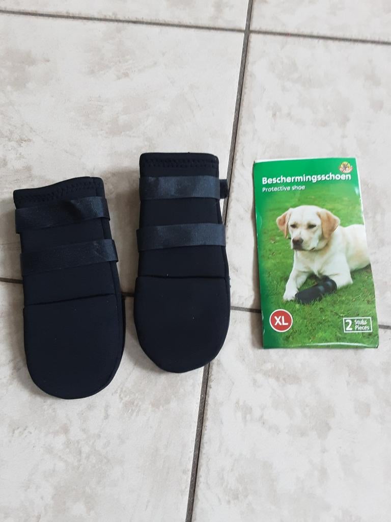 2 hondenschoenen XL, Ophalen of Verzenden, Zo goed als nieuw, Hondensokken