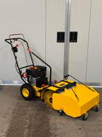 Zo goed als nieuw! Benzine Veegmachine met opvangbak, Ophalen, Zo goed als nieuw