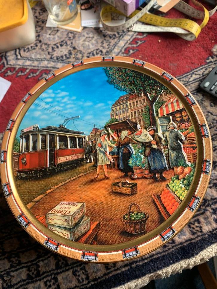 Rond blik met thema Europese auto's, Verzamelen, Blikken, Gebruikt, Overige, Ophalen of Verzenden