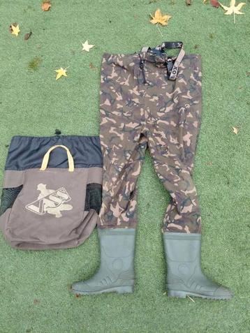 Fox Camouflage Waadpak mt 42 incl. Vass tas beschikbaar voor biedingen