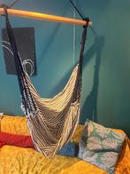 Hangstoel, Ophalen, Zo goed als nieuw, Wit, Eén