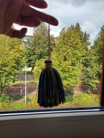 Blauw/Gouden Kwastje rituals beschikbaar voor biedingen