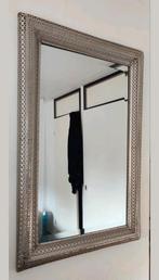 Spiegel met zilveren rand - 55x83 cm, Huis en Inrichting, Woonaccessoires | Spiegels, Ophalen