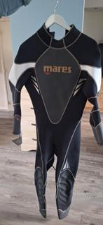 Diverse duikpakken, lang en kort, Ophalen