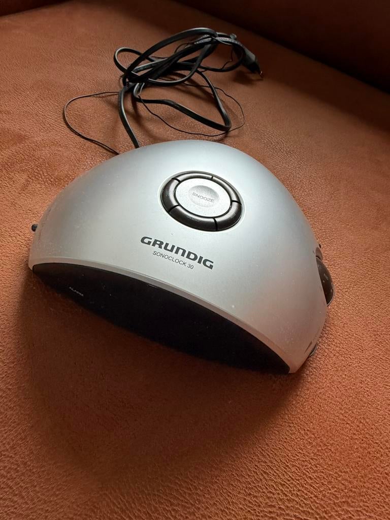 Grundig sonoclock 30, Ophalen of Verzenden, Zo goed als nieuw, Digitaal