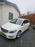 Mercedes-Benz B-Klasse 1.6 B180 5DRS Blue EFF 2011 Wit, Voorwielaandrijving, 74 €/maand, 1295 kg, 4 cilinders