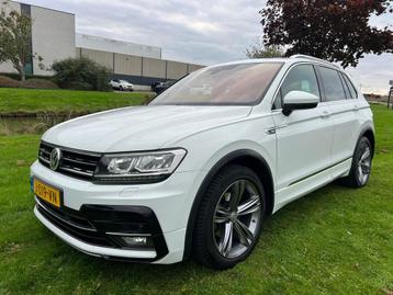 Volkswagen Tiguan 2017 * 2.0 TDI 3 X R-LINE * PANO * LED * L beschikbaar voor biedingen